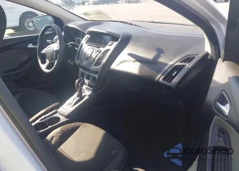 2013 Ford Focus Se z USA, uszkodzony, nr VIN 1FADP3F25DL223541